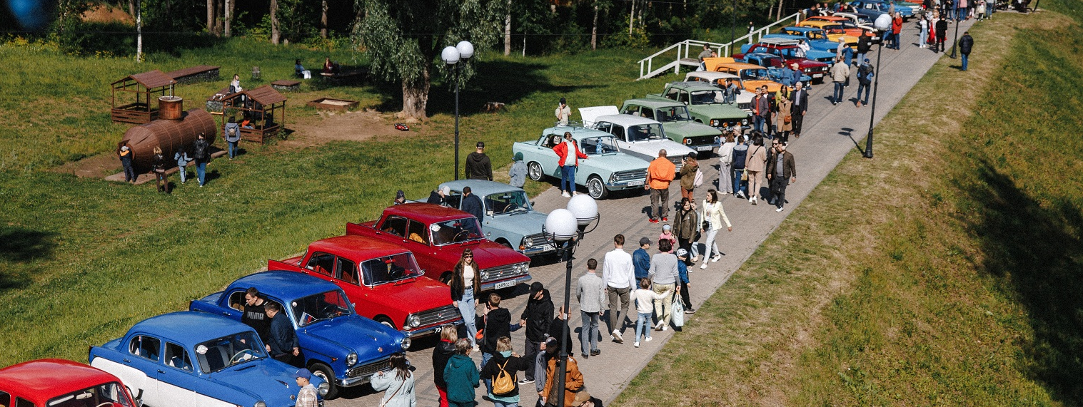 Чебоксарский фестиваль авто- и моторетротехники «Машины времени»